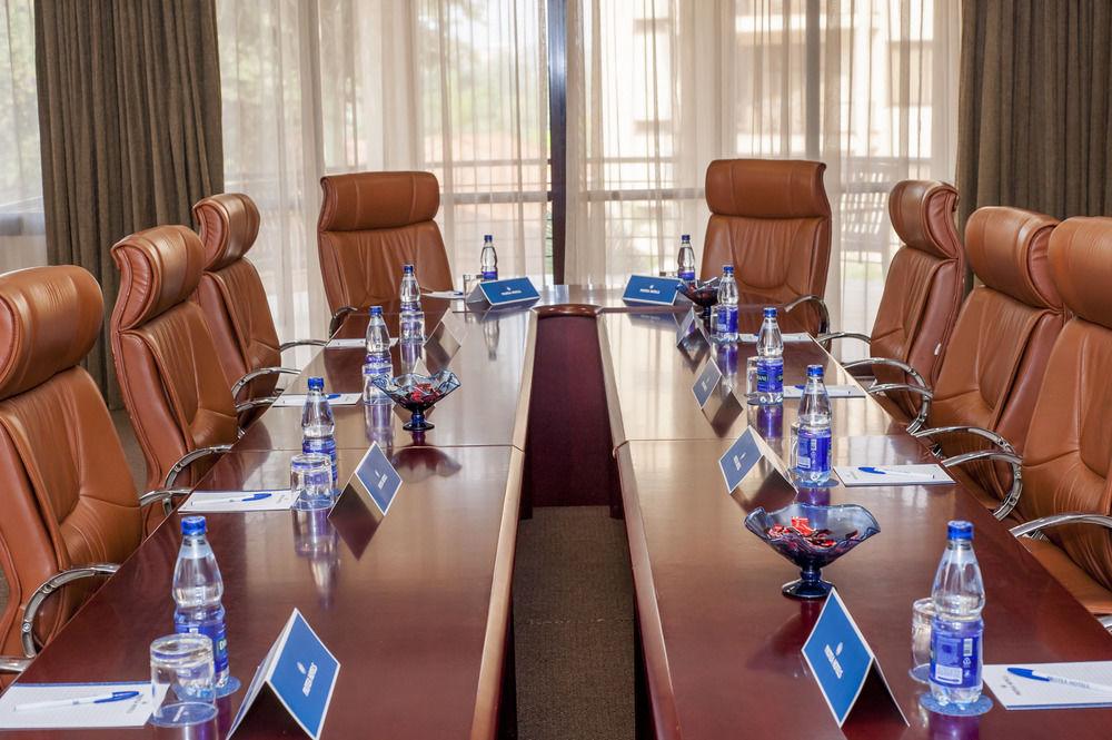 Protea Hotel By Marriott Kampala Zewnętrze zdjęcie