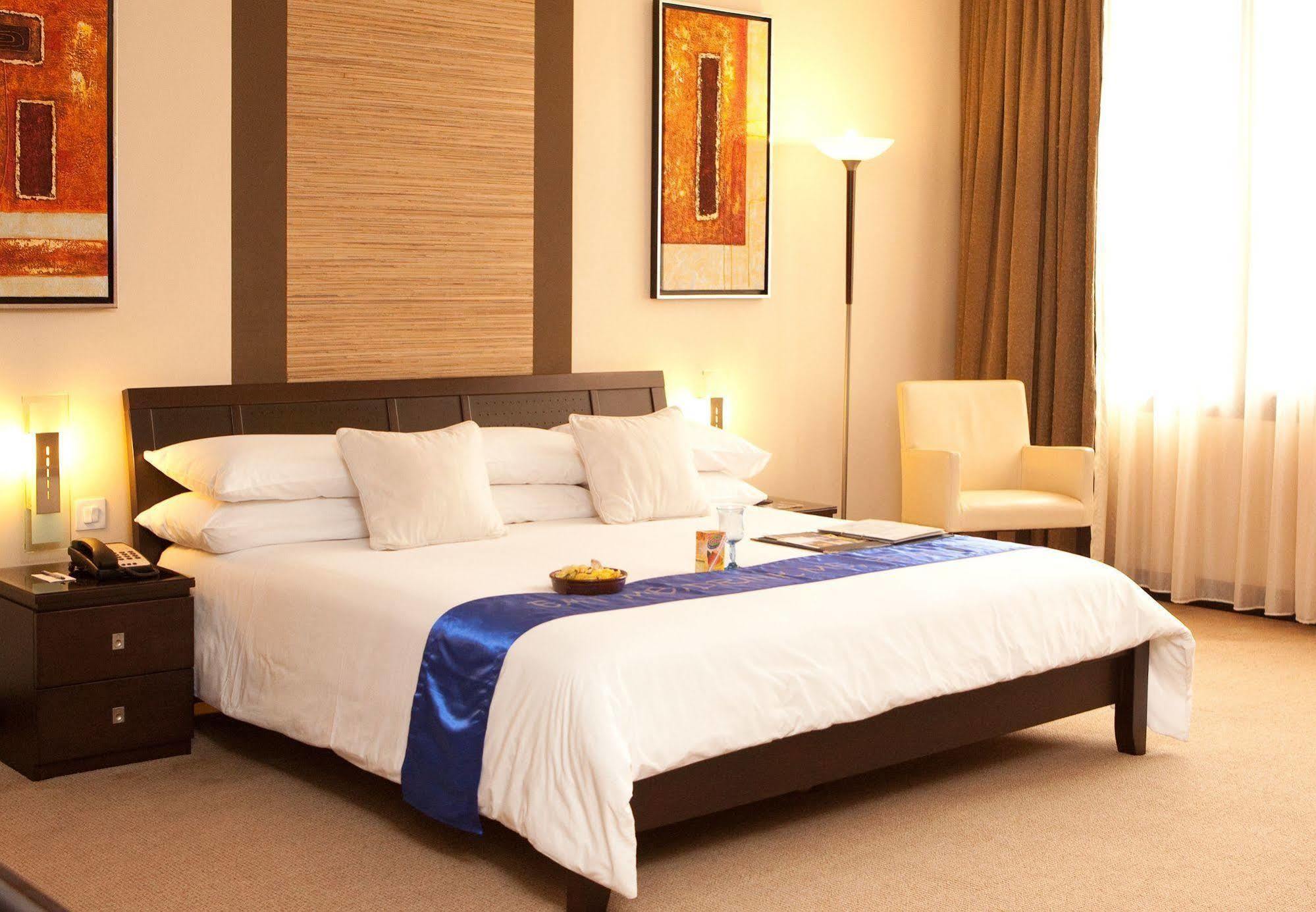 Protea Hotel By Marriott Kampala Zewnętrze zdjęcie